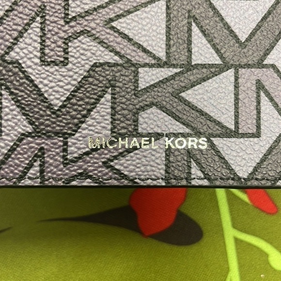 Brand New Michael Kors Grey Multi Jet Set Slim Billfold Wallet - Picture 5 of 13